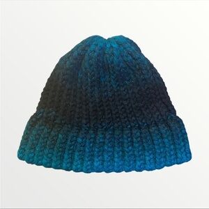 HANDMADE | Adult Blue & Black Ombre Toque (SC)